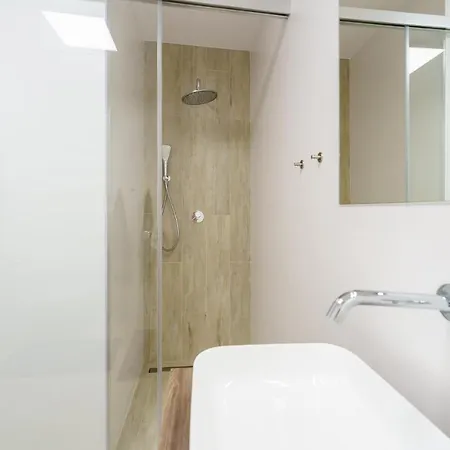 Lighthouse - Kasprowicza 100 * Kołobrzeg