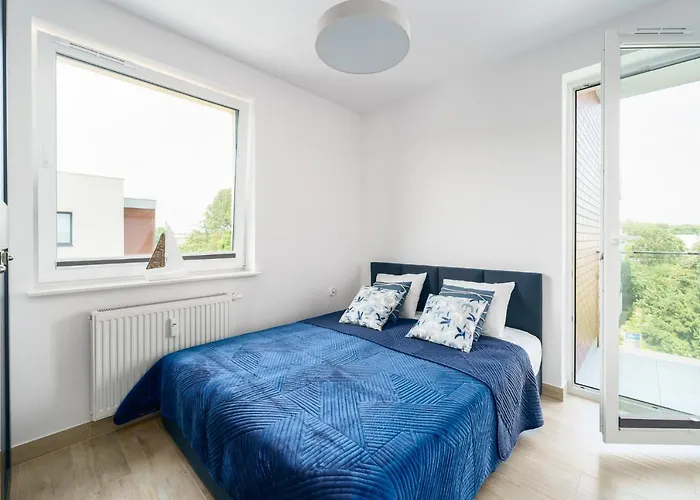 Lighthouse - Kasprowicza 100 *